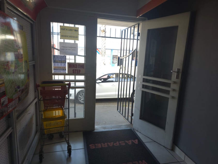 To Let Commercial Property for Rent in Oudtshoorn Central Western Cape